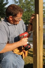 Comment construire des colonnes carrées en bois