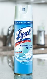 Apakah Lysol Disinfektan Semprot Berbahaya?