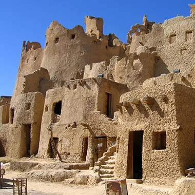 Rôzne typy domov v púšti