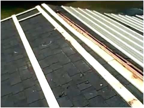 Jak nainstalovat kovovou střechu přes šindele