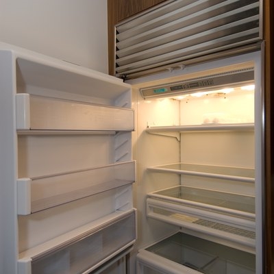 O que acontece quando você coloca uma geladeira de lado?