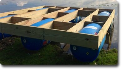 Cum să construiți diguri plutitoare cu butoaie