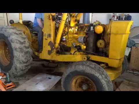 Cómo llenar un tractor John Deere con aceite hidráulico