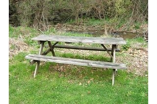 Cómo restaurar una mesa de picnic