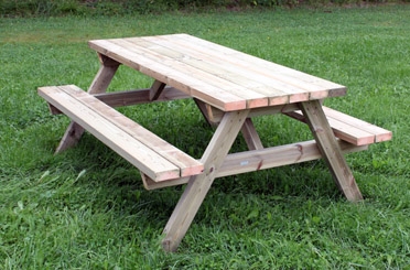 Hur man återställer ett picknickbord