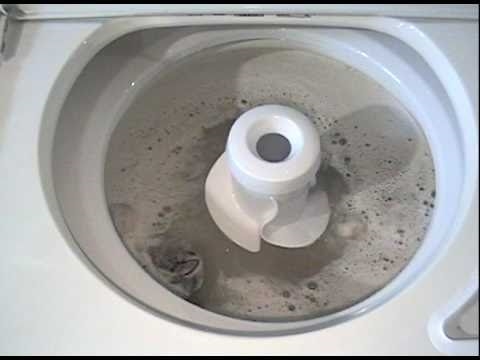 Comment enlever le dessus d'une machine à laver Maytag