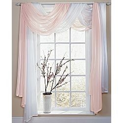 Diferentes formas de colgar cortinas transparentes