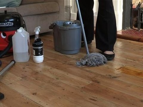 Cum se curăță podele din lemn de esenta tare