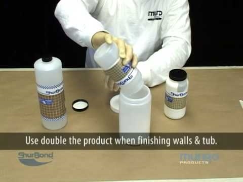Comment enlever la peinture d'une douche en fibre de verre?