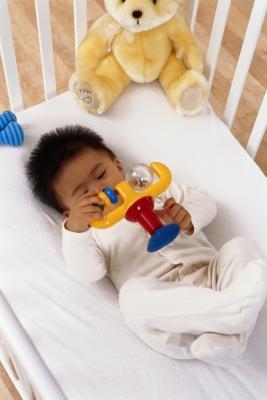 Instructions sur la conversion d'un lit de bébé Sorelle