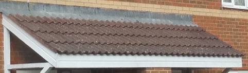 Ako nainštalovať lemovanie strechy verandy