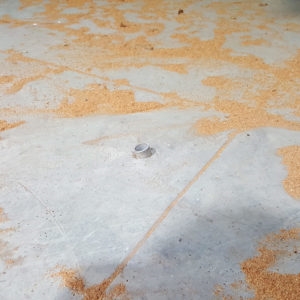 Kaip sumontuoti elektros lizdą betoninėse grindyse