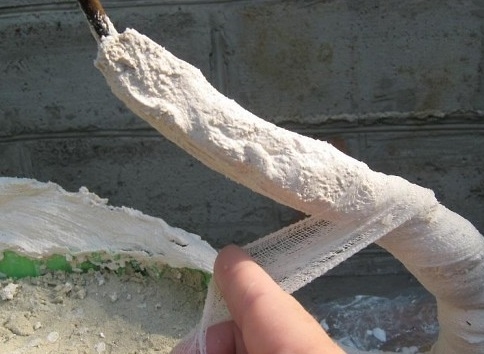 Як користуватися мокрим наждачним папером