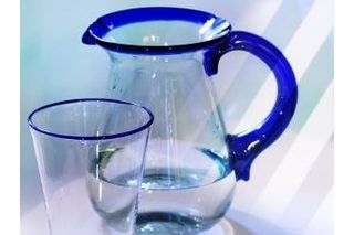 Jak odstranit čajové skvrny z plastových kelímků