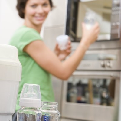 Sådan rettes en overdreven Frigidaire opvaskemaskinsdør