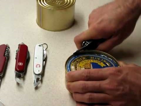 Jak používat švýcarský armádní nůž na konzervy