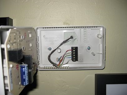 Hoe te controleren of stroom naar mijn thermostaat komt?