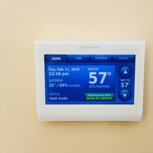 Como verificar se a energia está chegando ao meu termostato?