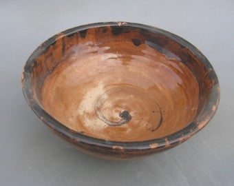 Cum să știți dacă un bol de ceramică este impermeabil