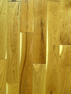 Você pode ter dois pisos de madeira de cores diferentes de sala em sala?