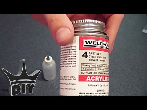 Cómo quitar el adhesivo del acrílico