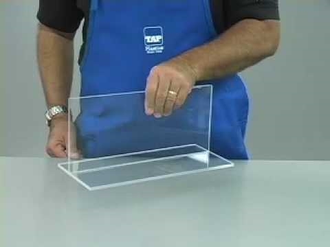 Comment enlever l'adhésif de l'acrylique