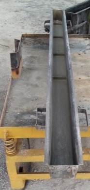 Cómo hacer postes de cercas de concreto