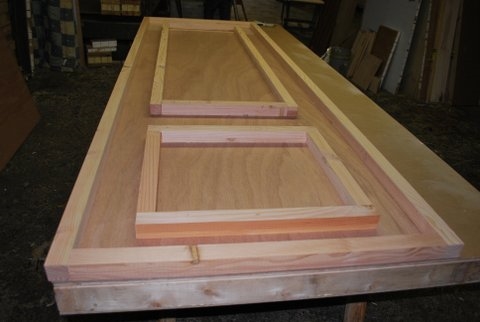 ドアフレームを構築するために使用する木材の種類