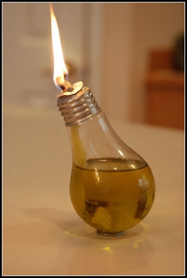 ¿Cómo se hace el aceite de la lámpara?