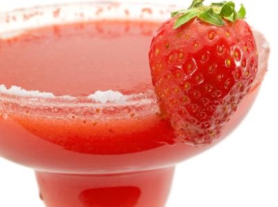 Co dělá jahody chutné kyselé?