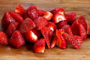 Qu'est-ce qui donne le goût aigre aux fraises?