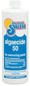 Come usare l'algaecide nelle piscine