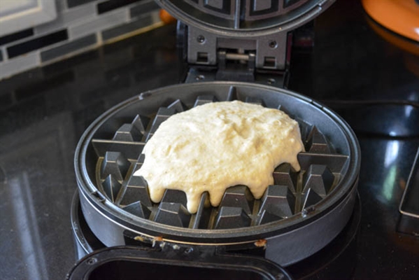 Come si pulisce una macchina per waffle belga Toastmaster?