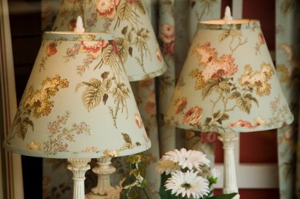 Koju vrstu tkanine možete koristiti za sjenila svjetiljki?