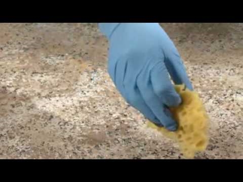 Cara Hapus atau Cat Dinding Laminat Plastik di dalam Bilik Mandi