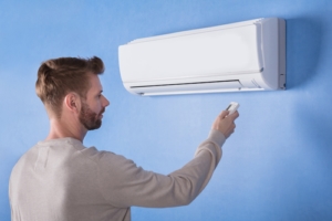 Tại sao nhà tôi nóng nếu AC thổi không khí mát?
