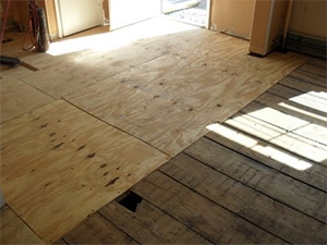 Jak postavit dřevěnou podlahu přes špínu