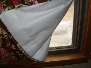 Яку тканину я повинен використовувати для лінійних штор?