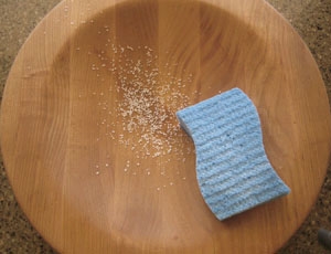 Sandpapirgryn til fjernelse af pletter