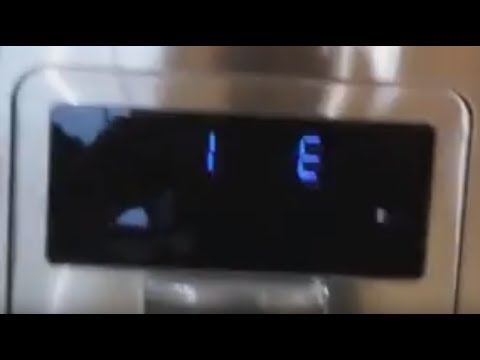 Como remover o painel da tela em uma geladeira de porta francesa da Samsung