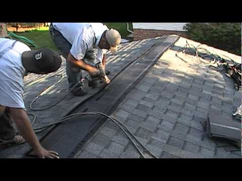 Comment installer des évents sur un toit en métal