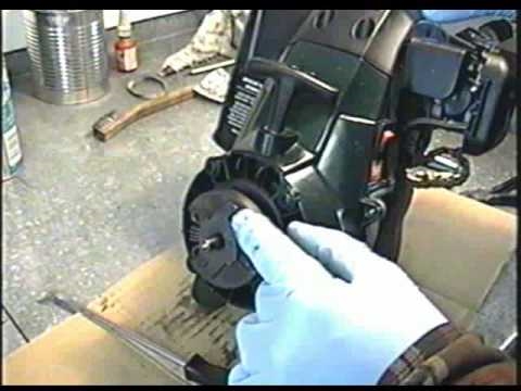 Hogyan lehet eltávolítani a tengelykapcsolót egy Troy-Bilt vágógépen