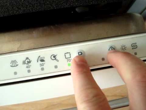 Sådan nulstilles det blinkende lys på en opvaskemaskine til boblebad