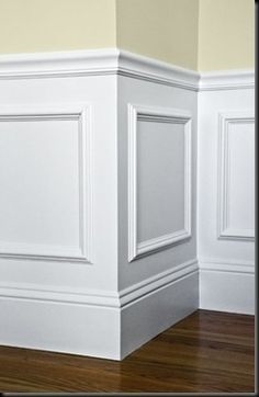 כיצד להשתמש במסגרות תמונה ליצירת אפקט של Wainscoting