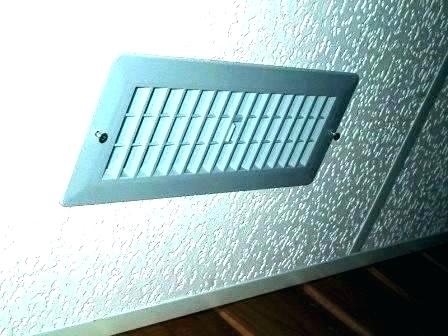 낙하 천장에 열 레지스터를 설치하는 방법