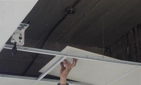 Hoe een warmteregister in een verlaagd plafond te installeren