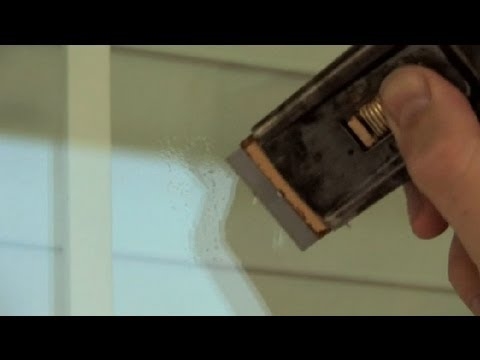 Hogyan lehet eltávolítani a festéket egy vinil szélvédőből