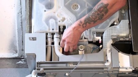 Bagaimana Cara Menyelesaikan Masalah Piring Merah Dari Mesin Pencuci Bosch