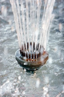 Bagaimana Membina Fountain Air Berkuasa Suria