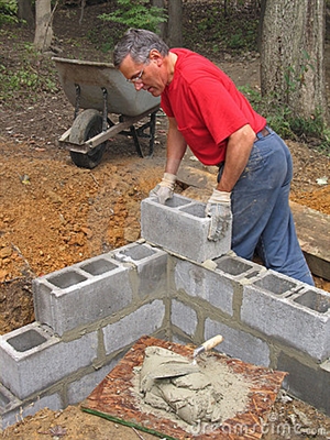 Comment couvrir des blocs de béton d'une fondation
